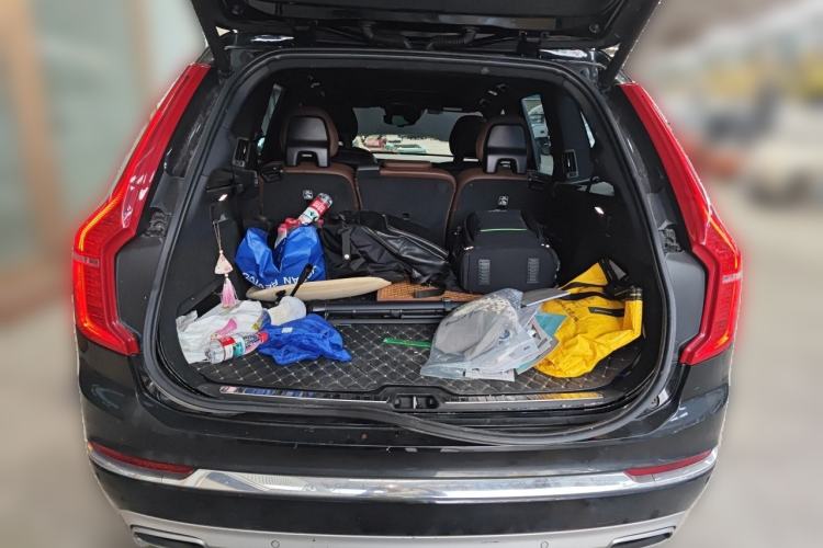 Used Volvo XC90 2021 B5 SmartDrive Luxury Edition 7 Seats Trunk