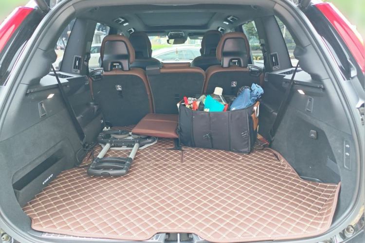 Used Volvo XC90 2021 B6 Luxury Smart Edition 7-Seater Trunk