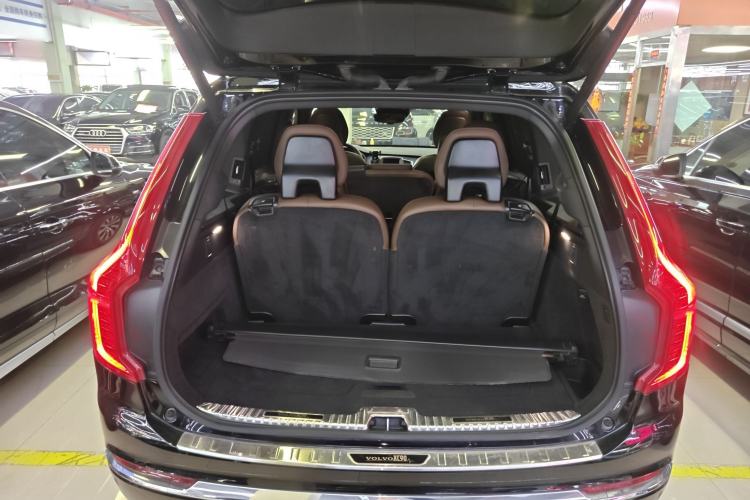 Used Volvo XC90 2021 B6 Zhiyi Luxury Edition 7-Seater Trunk