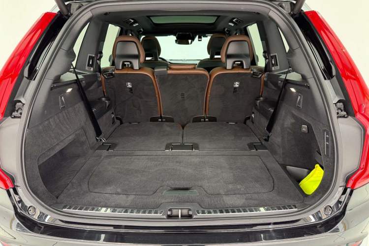 Used Volvo XC90 2021 B6 Luxury Smart Edition 7-Seater Trunk