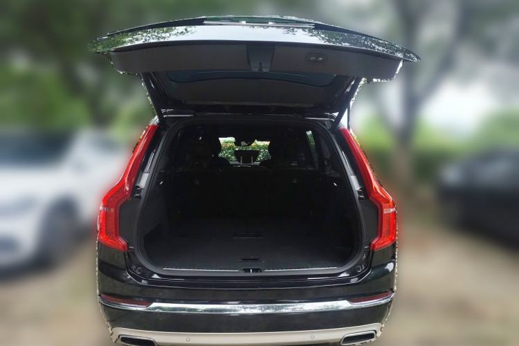 Used Volvo XC90 2021 B6 Zhiyi Luxury Edition 7-Seater Trunk