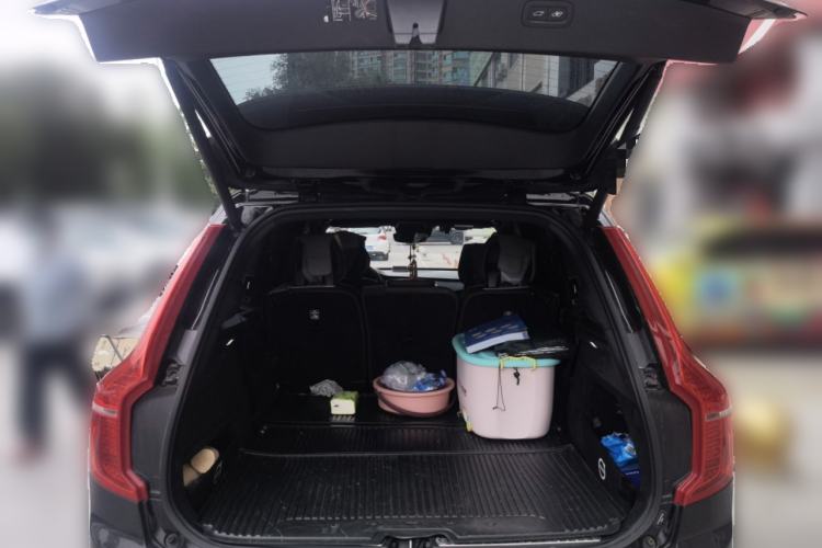 Used Volvo XC90 2021 B6 Zhiyi Luxury Edition 7-Seater Trunk