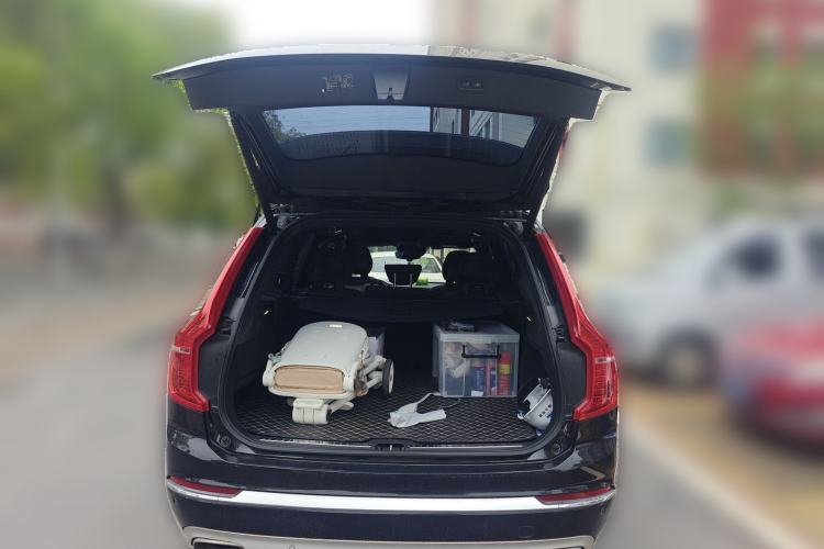 Used Volvo XC90 2021 B5 SmartDrive Luxury Edition 7 Seats Trunk