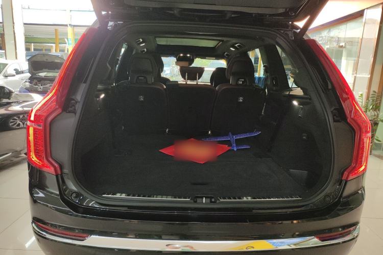 Used Volvo XC90 2021 B6 Zhiyi Luxury Edition 7-Seater Trunk