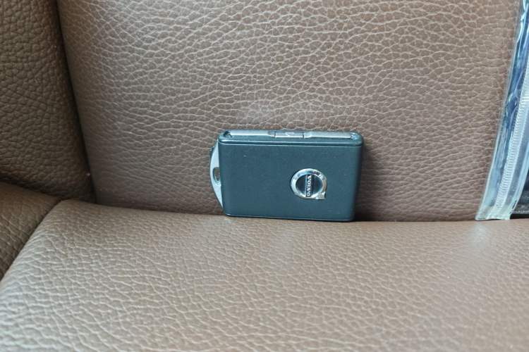 Used Volvo XC90 2021 B6 Zhiyi Luxury Edition 7-Seater Vehicle Key
