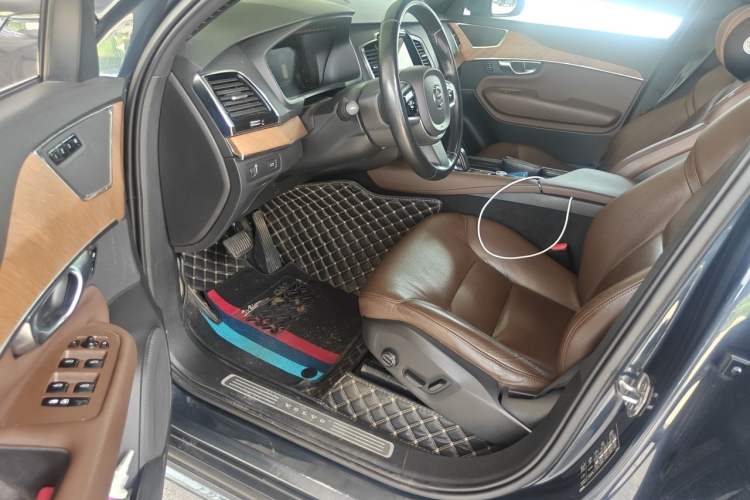 Used Volvo XC90 2021 B6 Zhiyi Luxury Edition 7-Seater Driver Seat