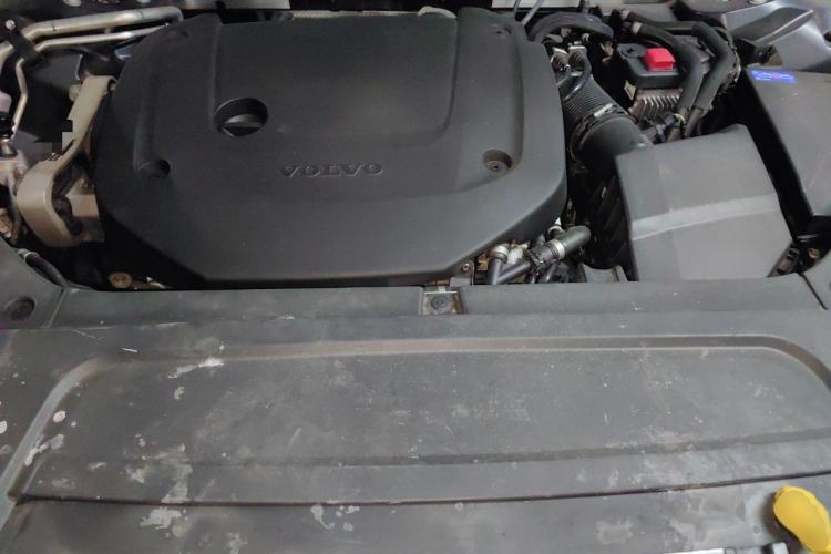 Used Volvo XC90 2021 B6 Zhiyi Luxury Edition 7-Seater Engine Bay