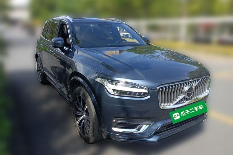 Used Volvo XC90 2021 B5 SmartDrive Luxury Edition 5-seater Front Right 45 Deg