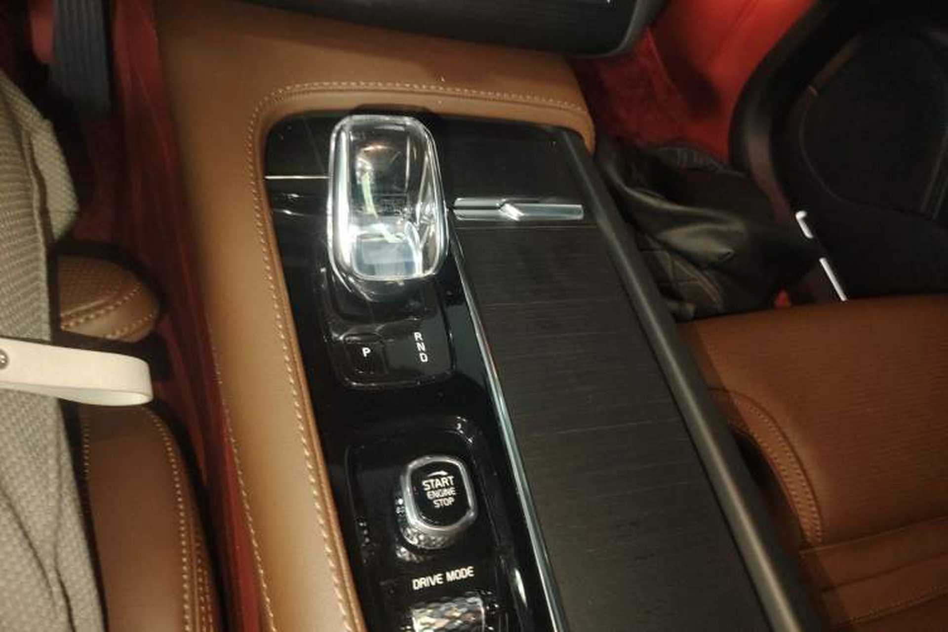 Used Volvo XC90 2021 B6 Luxury Smart Edition 7-Seater Gear Lever