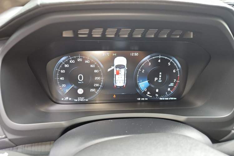 Used Volvo XC90 2021 B6 Luxury Smart Edition 7-Seater Instrument Cluster
