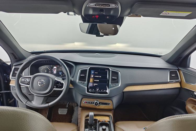 Used Volvo XC90 2021 B5 SmartDrive Luxury Edition 5-seater Interior 1
