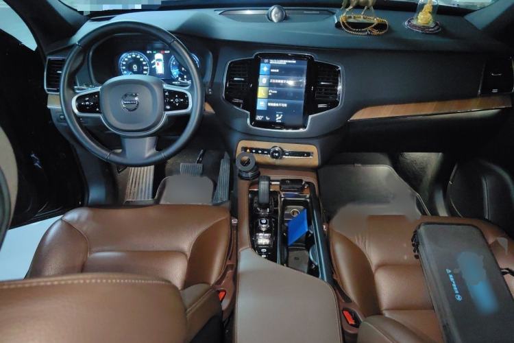Used Volvo XC90 2021 B6 Zhiyi Luxury Edition 7-Seater Interior 2