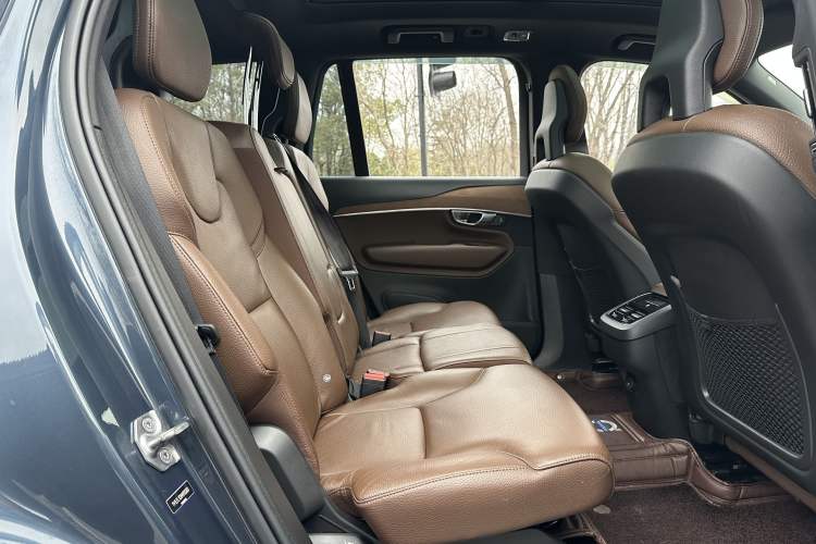 Used Volvo XC90 2021 B5 SmartDrive Luxury Edition 7 Seats Interior 5