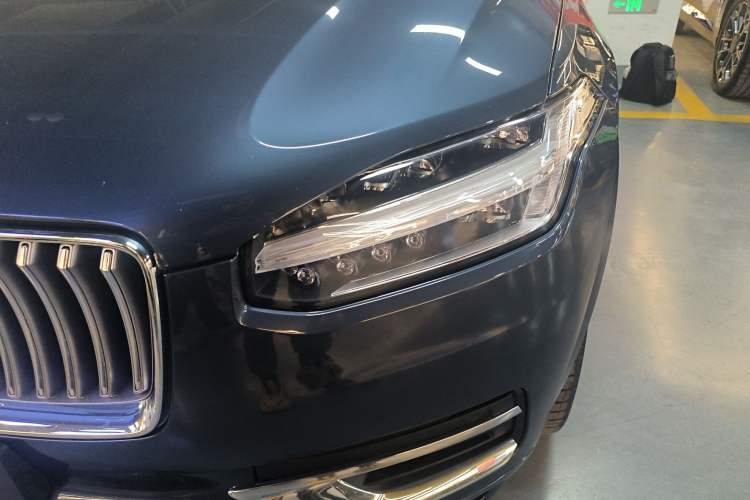Used Volvo XC90 2021 B5 SmartDrive Luxury Edition 7 Seats Left Front Headlight