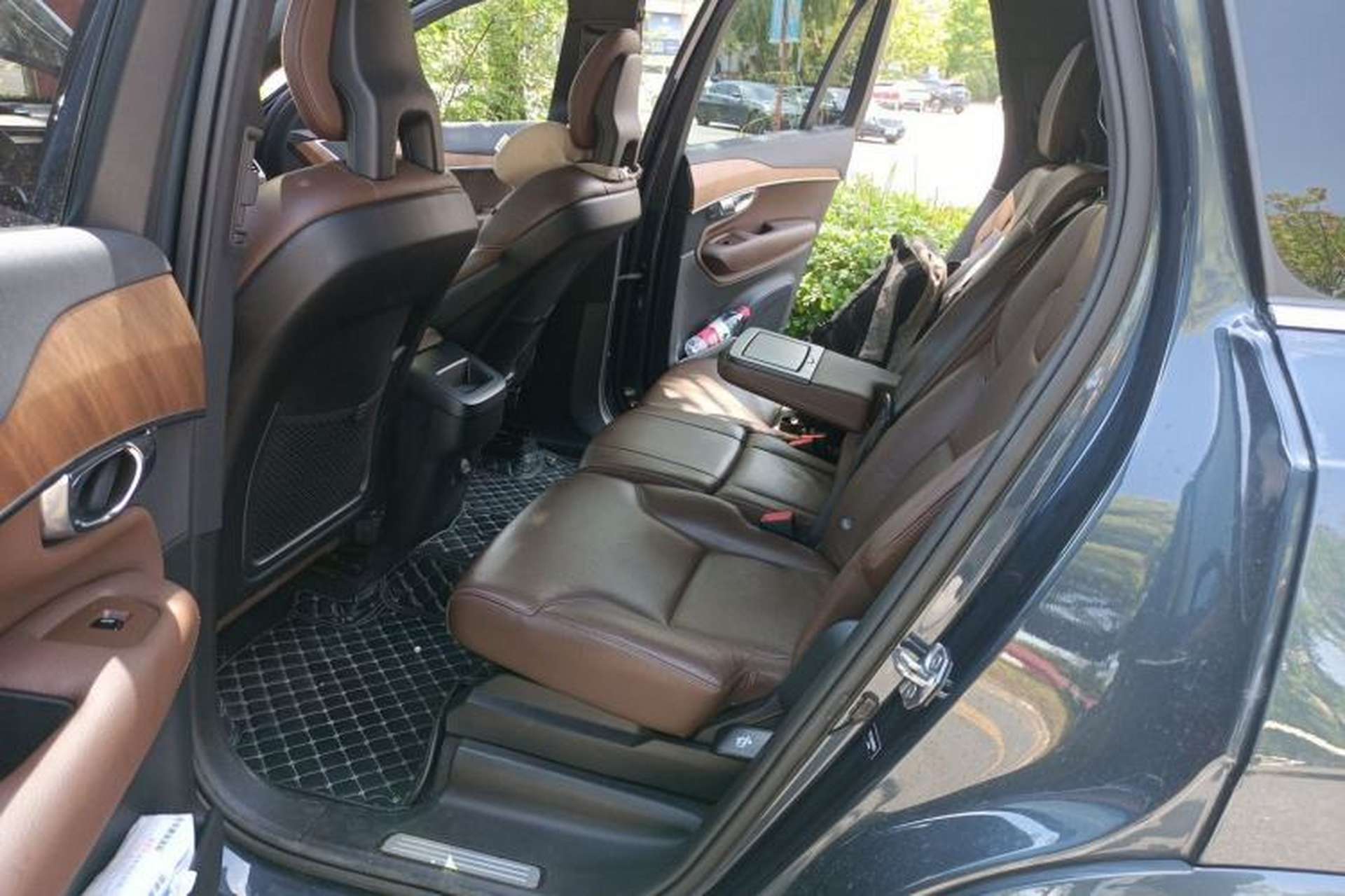 Used Volvo XC90 2021 B5 SmartDrive Luxury Edition 5-seater Left Rear Seat