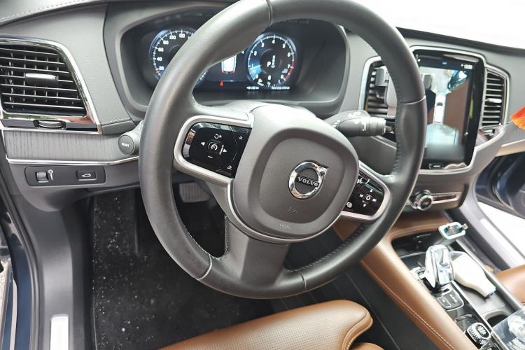 Used Volvo XC90 2021 B6 Luxury Smart Edition 7-Seater Steering Wheel