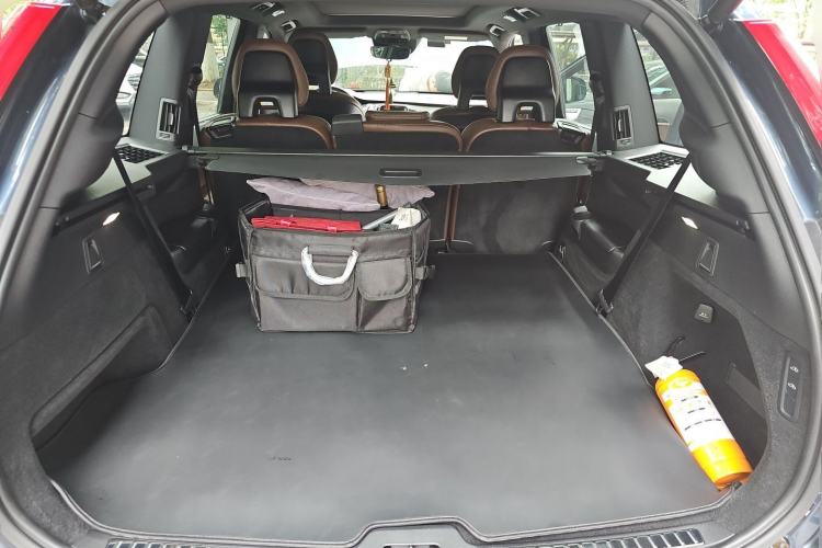 Used Volvo XC90 2021 B6 Luxury Smart Edition 7-Seater Trunk