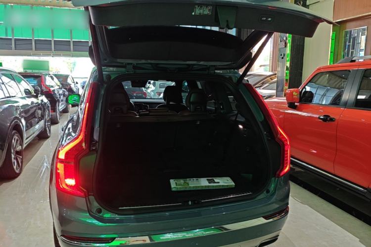 Used Volvo XC90 2021 B6 Zhiyi Luxury Edition 7-Seater Trunk