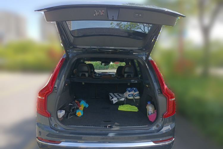 Used Volvo XC90 2021 B5 SmartDrive Luxury Edition 5-seater Trunk