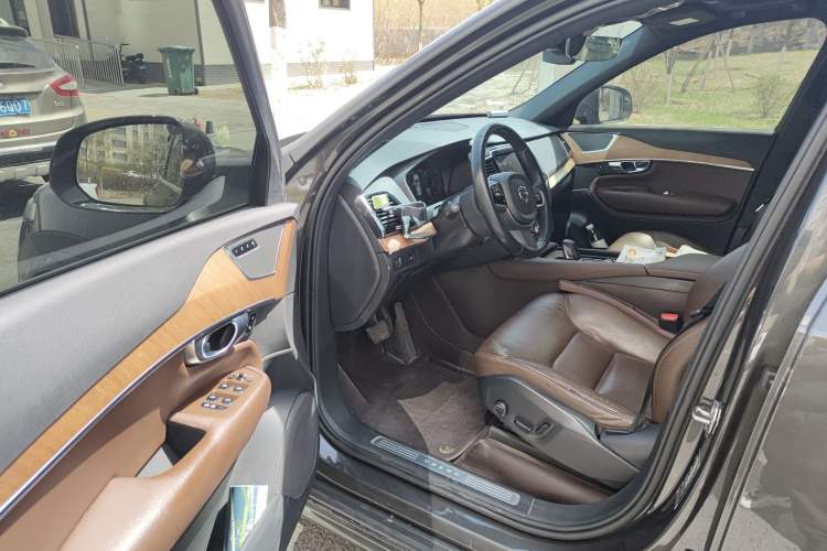 Used Volvo XC90 2021 B6 Zhiyi Luxury Edition 7-Seater Driver Seat