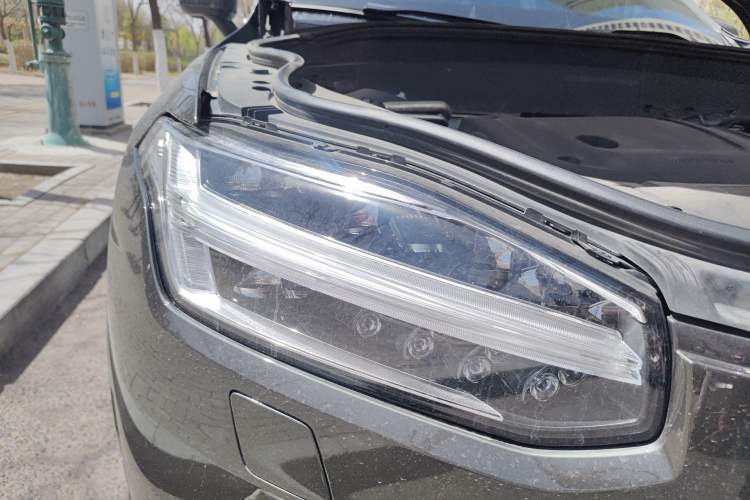 Used Volvo XC90 2021 B6 Zhiyi Luxury Edition 7-Seater Right Front Headlight