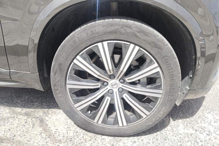 Used Volvo XC90 2021 B6 Zhiyi Luxury Edition 7-Seater Right Front Wheel Hub