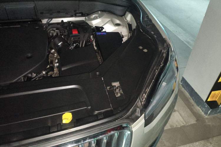 Used Volvo XC90 2021 B6 Luxury Smart Edition 7-Seater Engine Bay Left