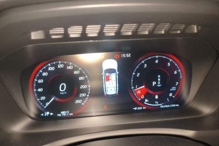 Used Volvo XC90 2021 B6 Luxury Smart Edition 7-Seater Instrument Cluster
