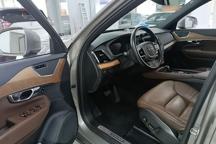 Used Volvo XC90 2021 B6 Zhiyi Luxury Edition 7-Seater Driver Seat