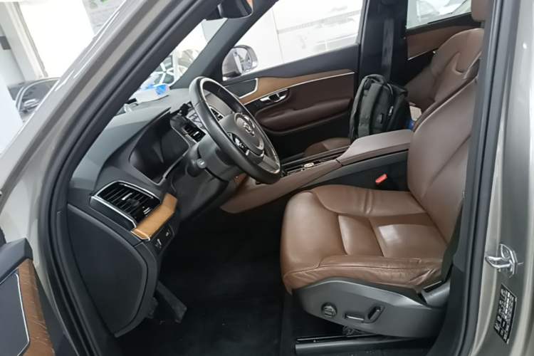 Used Volvo XC90 2021 B6 Zhiyi Luxury Edition 7-Seater Left Front Seat
