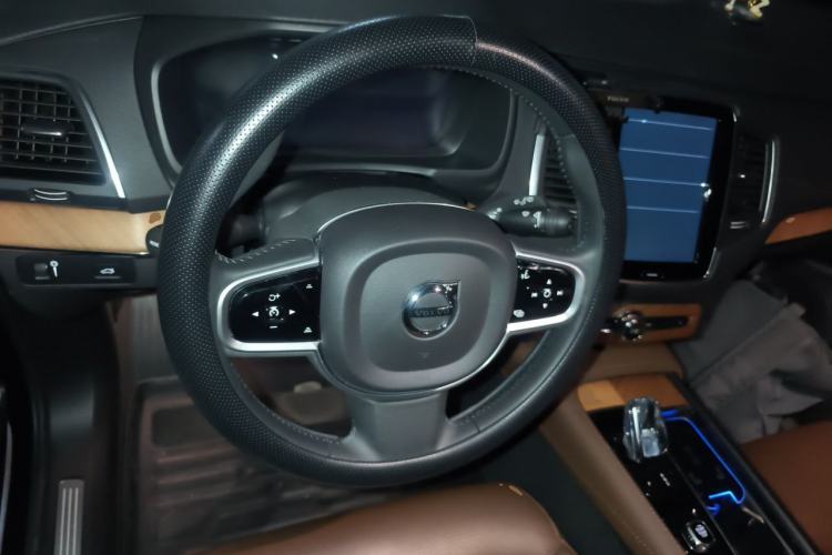 Used Volvo XC90 2021 B5 SmartDrive Luxury Edition 5-seater Steering Wheel