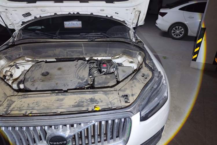 Used Volvo XC90 2021 B6 Zhiyi Luxury Edition 7-Seater Engine Bay Left