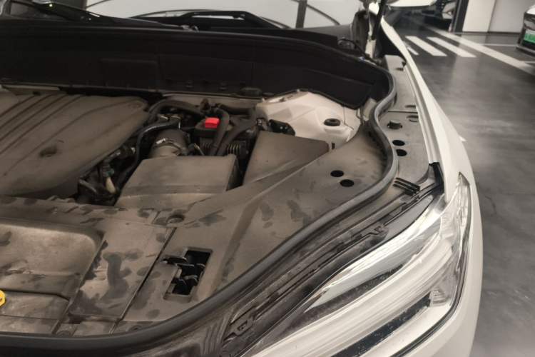 Used Volvo XC90 2021 B5 SmartDrive Luxury Edition 5-seater Engine Bay Left