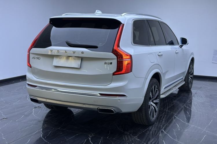 Used Volvo XC90 2021 B5 SmartDrive Luxury Edition 5-seater Exterior 3