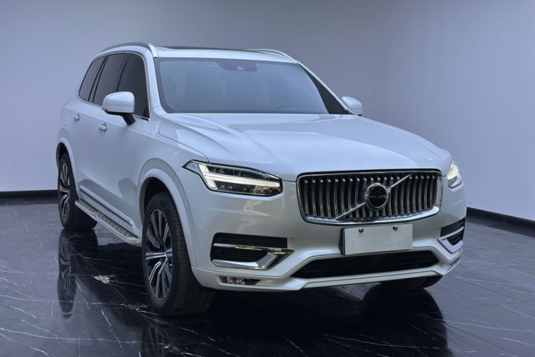 Used Volvo XC90 2021 B5 SmartDrive Luxury Edition 5-seater Exterior 4