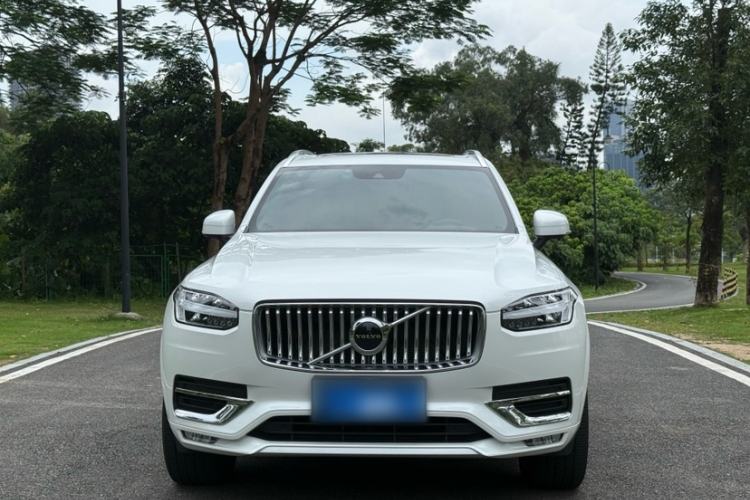 Used Volvo XC90 2021 B5 SmartDrive Luxury Edition 5-seater Exterior 4