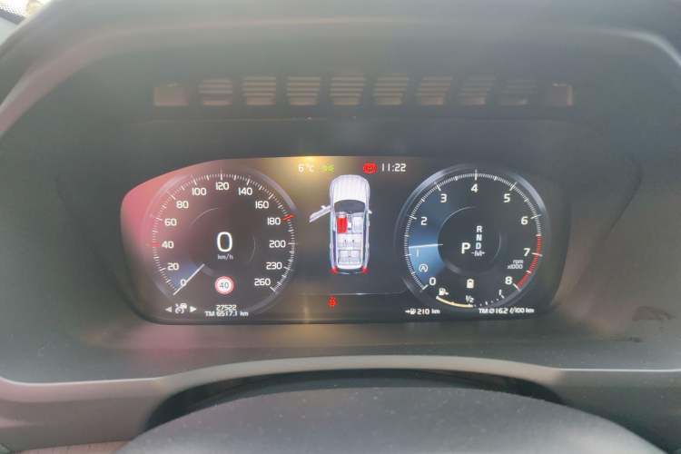 Used Volvo XC90 2021 B6 Luxury Smart Edition 7-Seater Instrument Cluster