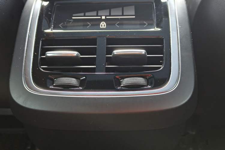 Used Volvo XC90 2021 B6 Zhiyi Luxury Edition 7-Seater Interior 3
