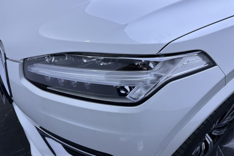 Used Volvo XC90 2021 B5 SmartDrive Luxury Edition 5-seater Left Front Headlight