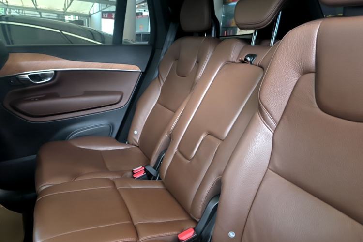 Used Volvo XC90 2021 B5 SmartDrive Luxury Edition 5-seater Left Rear Seat