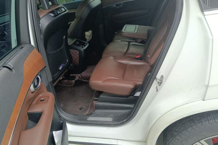 Used Volvo XC90 2021 B6 Zhiyi Luxury Edition 7-Seater Left Rear Seat