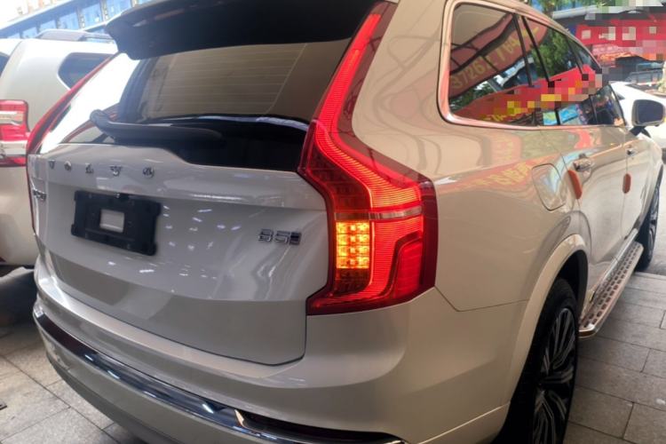 Used Volvo XC90 2021 B5 SmartDrive Luxury Edition 5-seater Rear Right 45 Deg