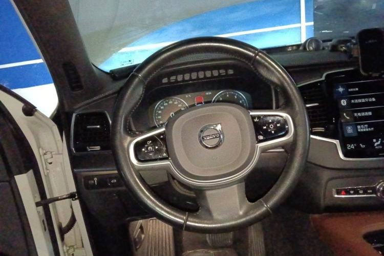 Used Volvo XC90 2021 B6 Luxury Smart Edition 7-Seater Steering Wheel