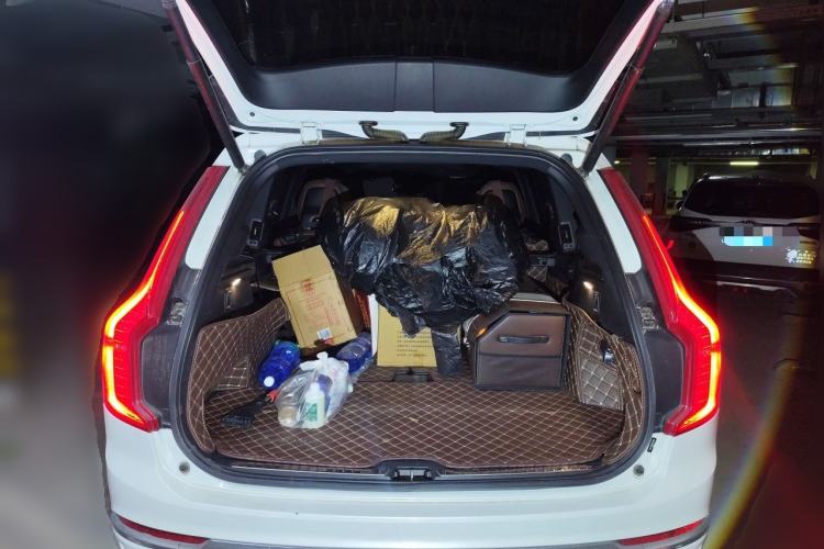 Used Volvo XC90 2021 B6 Zhiyi Luxury Edition 7-Seater Trunk