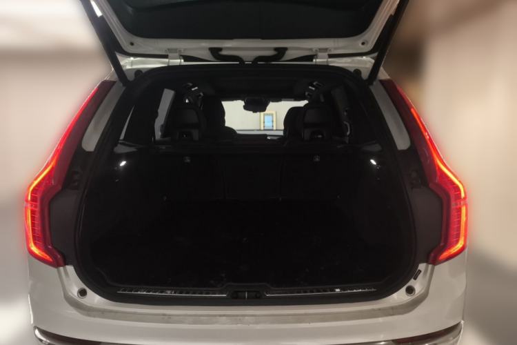 Used Volvo XC90 2021 B5 SmartDrive Luxury Edition 5-seater Trunk