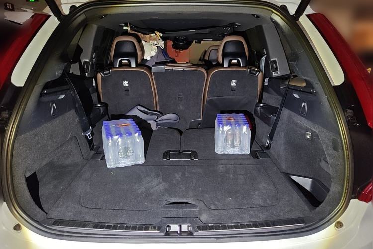 Used Volvo XC90 2021 B5 SmartDrive Luxury Edition 7 Seats Trunk