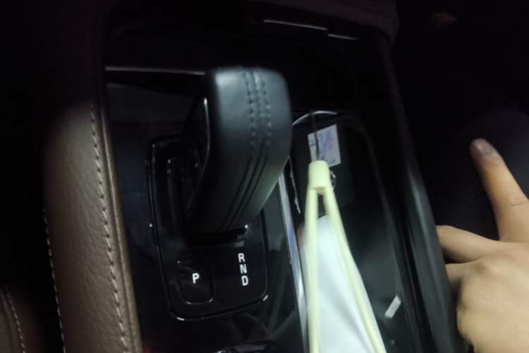 Used Volvo XC90 2021 B6 Zhiyi Luxury Edition 7-Seater Gear Lever