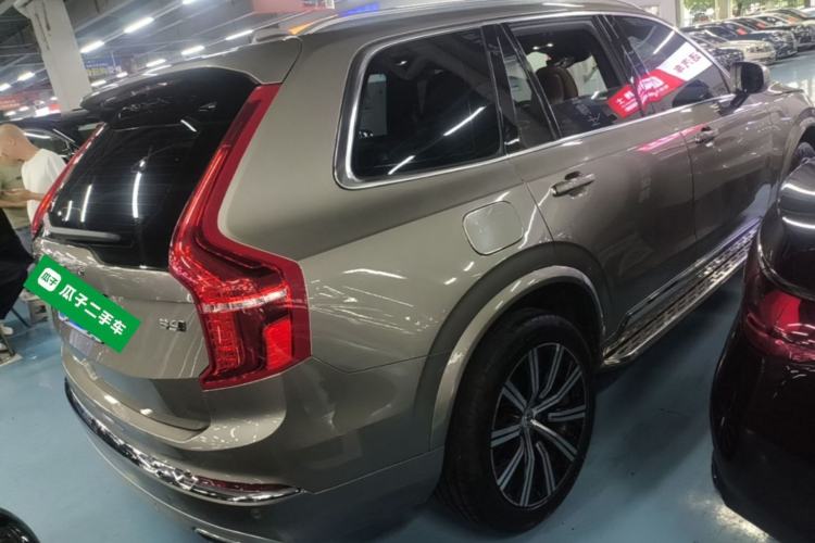 Used Volvo XC90 2021 B6 Zhiyi Luxury Edition 7-Seater Rear Right 45 Deg