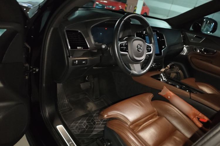 Used Volvo XC90 2022 B6 Zhiya Luxury 7-Seater Driver Seat