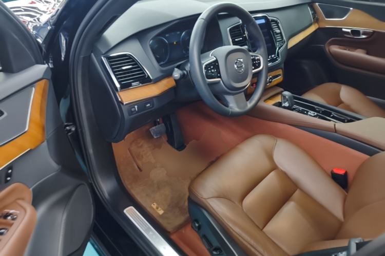 Used Volvo XC90 2022 B6 Zhiyi Luxury Edition 7-Seater Driver Seat